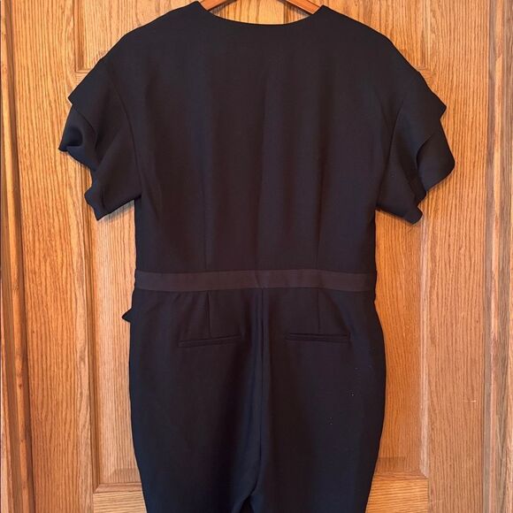 BANANA REPUBLIC Black Flutter Sleeve V-Neck Jumpsuit - Picture 12 of 13